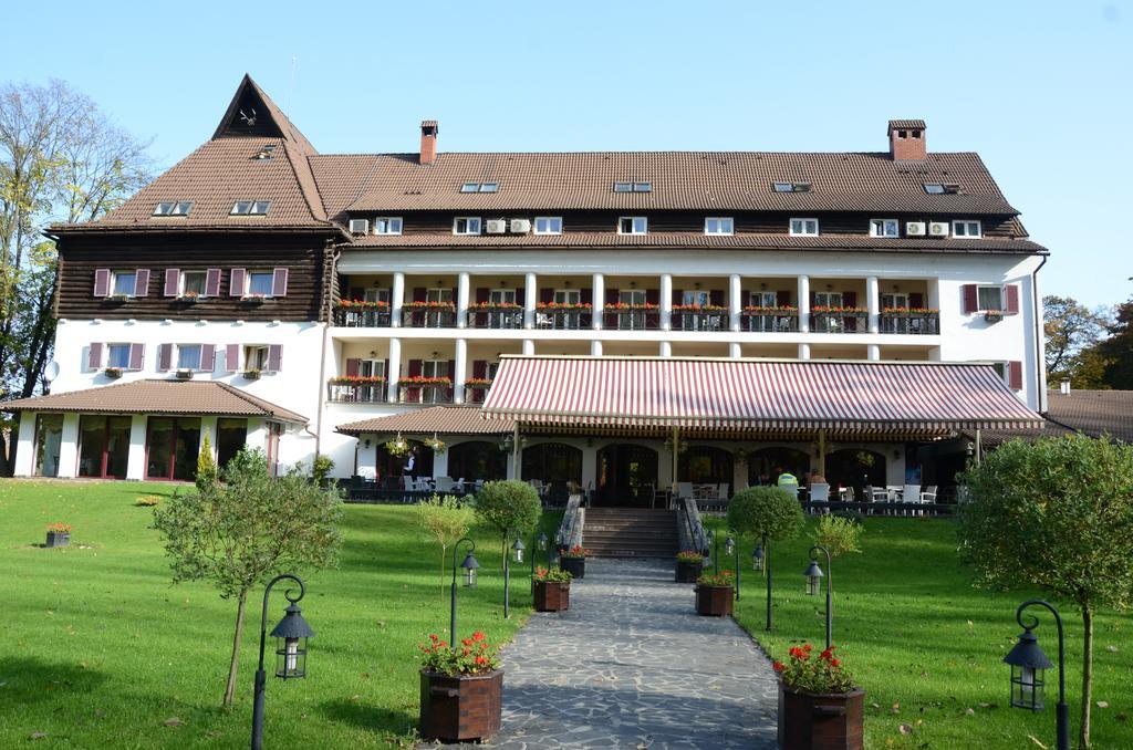 Hotel Gradina Morii Sighetu Marmatiei Bagian luar foto