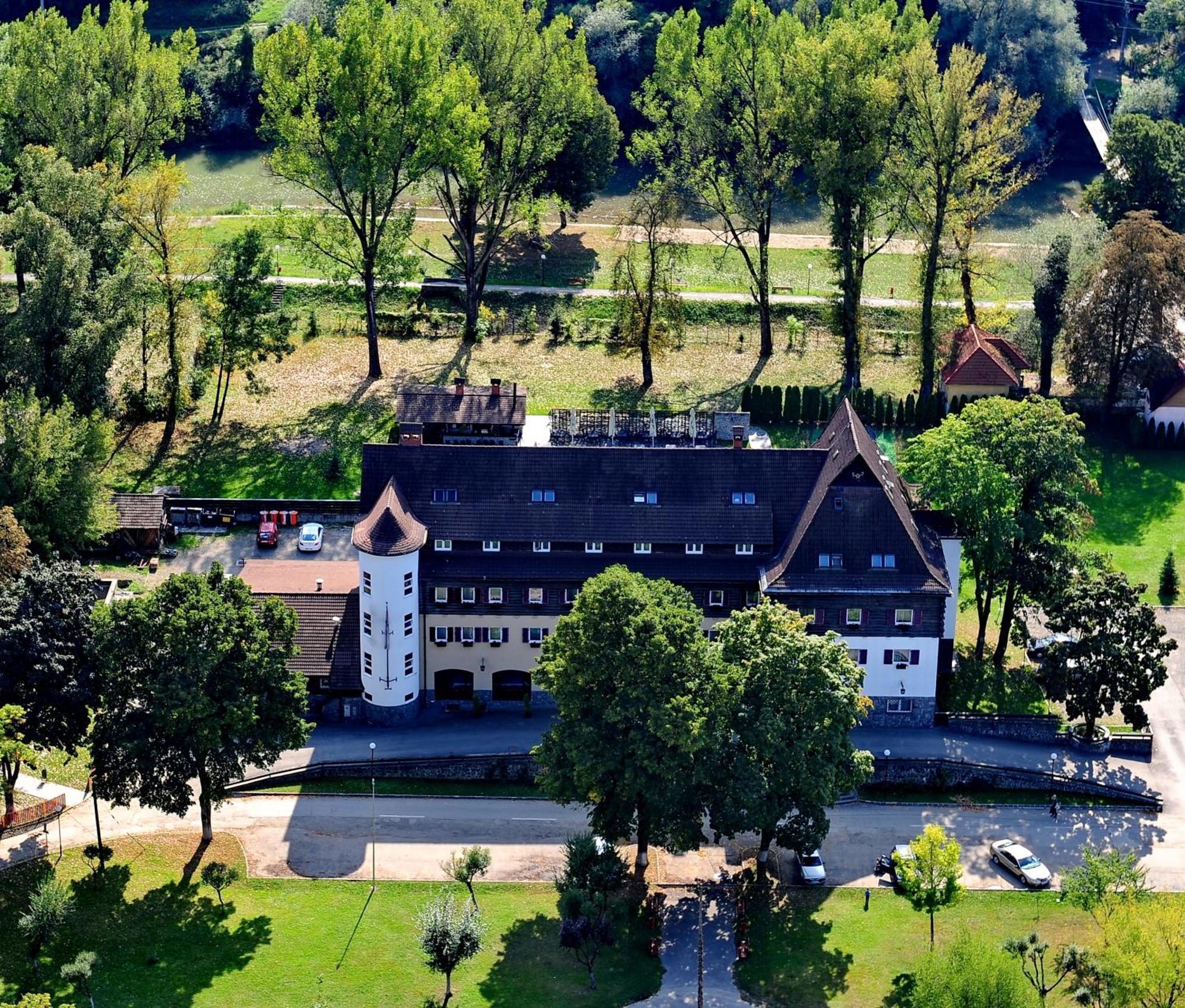 Hotel Gradina Morii Sighetu Marmatiei Bagian luar foto